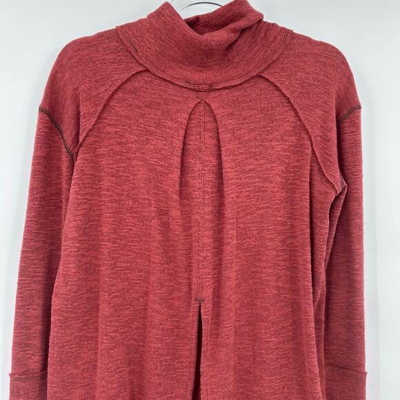 We The Free Free People Burnt Red Soft Turtleneck Tunic Top Split Back Womens XS - Picture 9 of 11